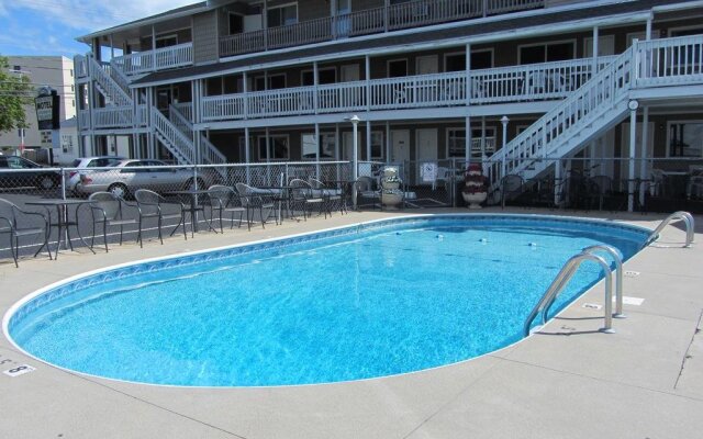 Green Dolphin Motel