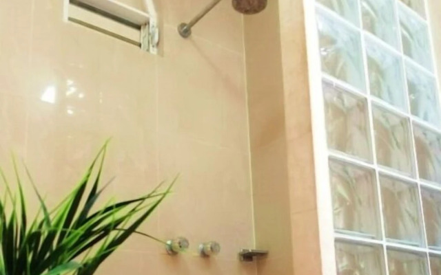 Hotel Laguna Encantada