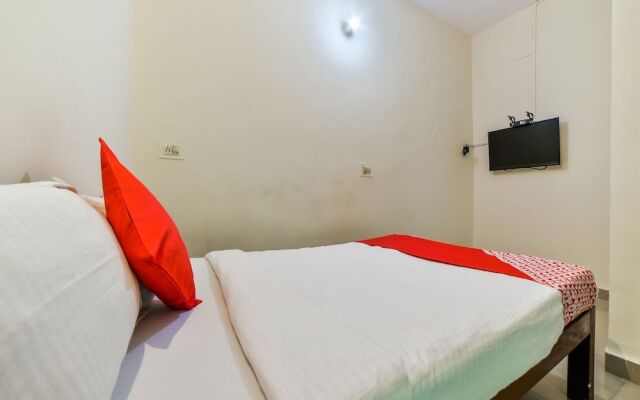 OYO 26605 Bharat Guest House