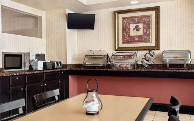 Comfort Inn & Suites Prince George - Fort Lee