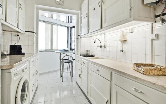 Bmyguest Arroios Central Apartment