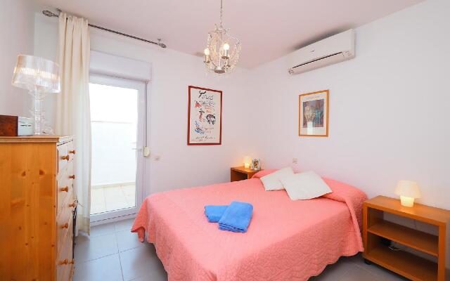 Salins I Three Bedroom No.2