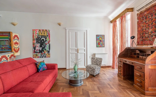 Giudici Three Bedrooms Apartment