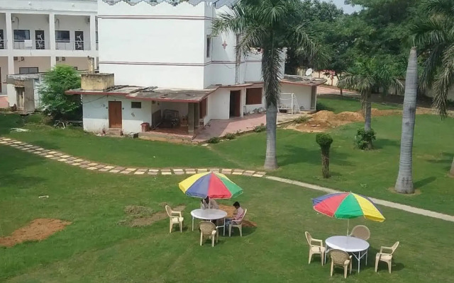 Hotel Vindhya Residency