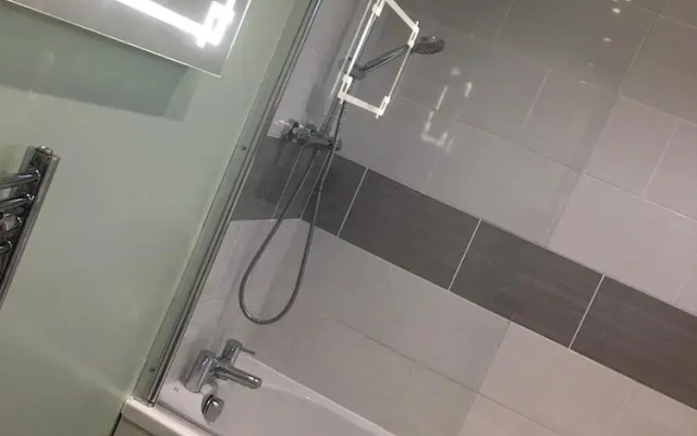CMK Bar & Spa