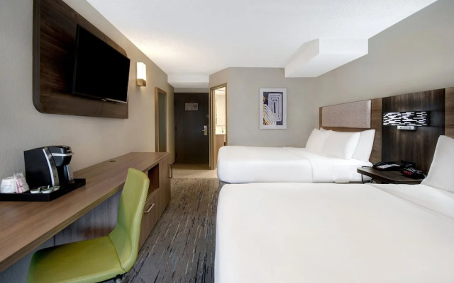 Hampton Inn Rochester South