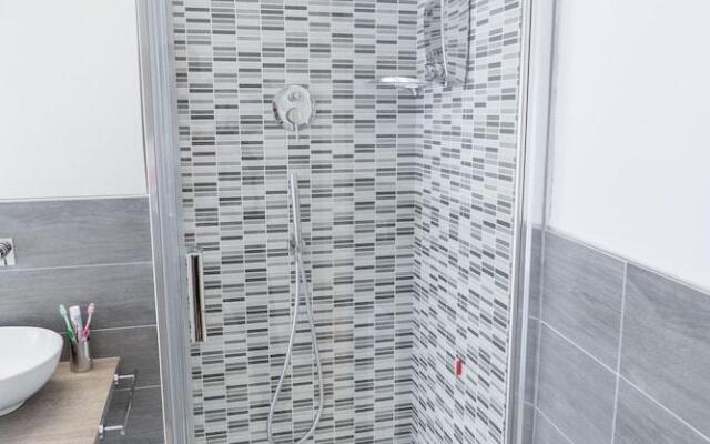 Dolce Notte Apartments