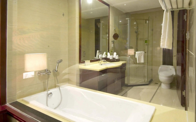 Longsheng Huamei International Hotel
