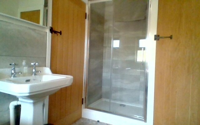 Lovely 1-bed Lodge in Drybrook