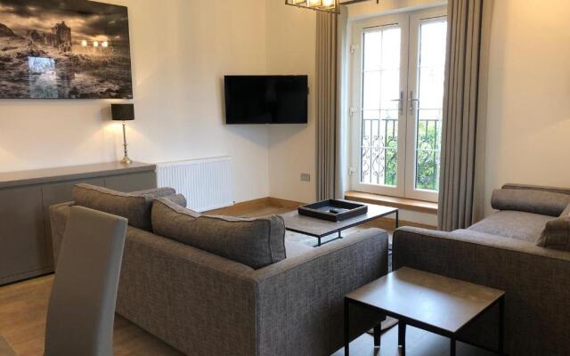 Royal Golf Apartments