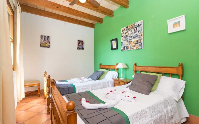 Es Pinar in Alar With 4 Bedrooms and 4 Bathrooms