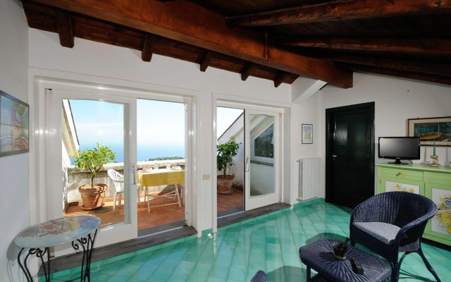 Scala apt Bellavista with pool