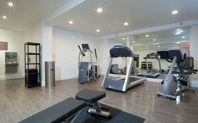 Best Western Crestview Hotel & Suites