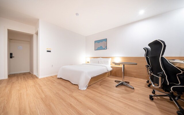 Hotel AANK 2nd branch