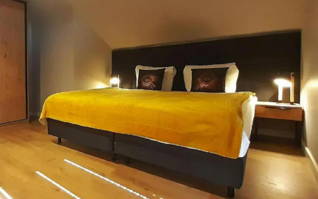 Holiday resort with sauna and jacuzzi, Mielenko