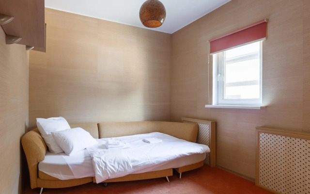 Дом Звезда 2000