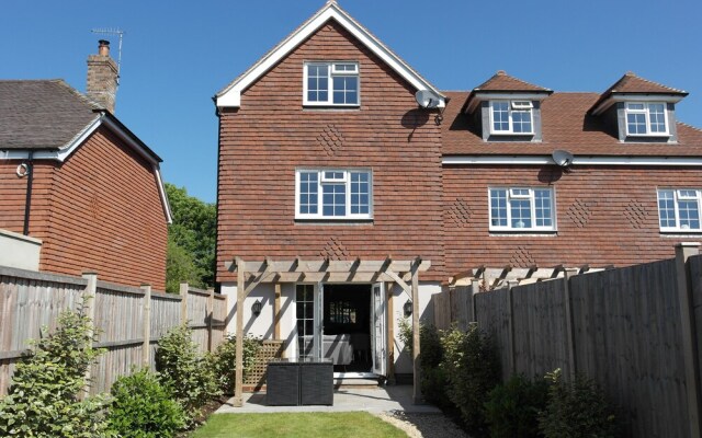 Westhampnett House , Chichester 492113