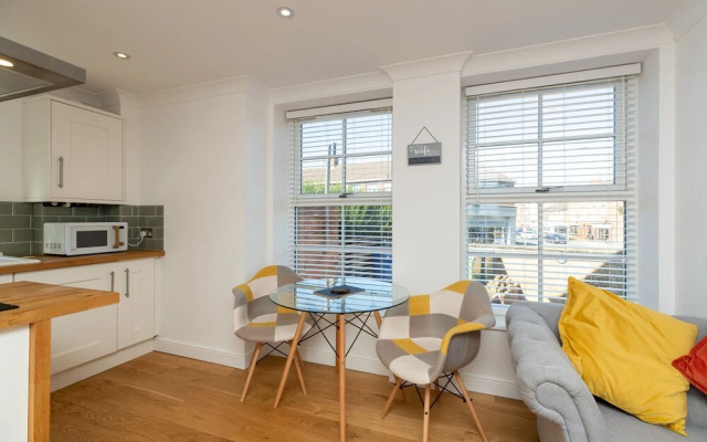 Inviting 1-bed Apartment in Banbury