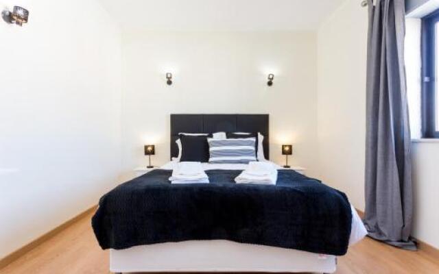 Carol's Beco Apartments by Seewest