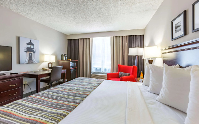 Country Inn & Suites by Radisson, Traverse City, MI