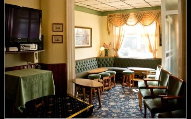 St Elmo Hotel