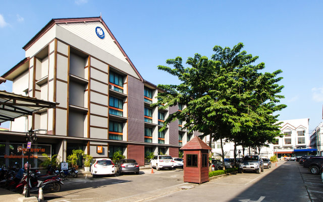 B2 Chiang Rai Hotel