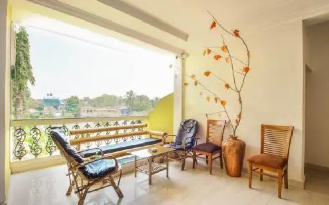 Hotel Sky Light Royal Stay