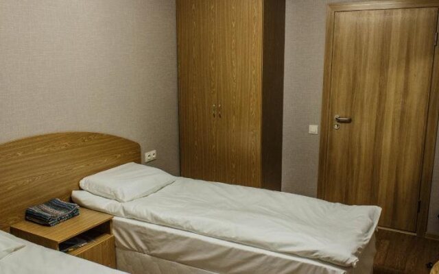 Hotel Mayak