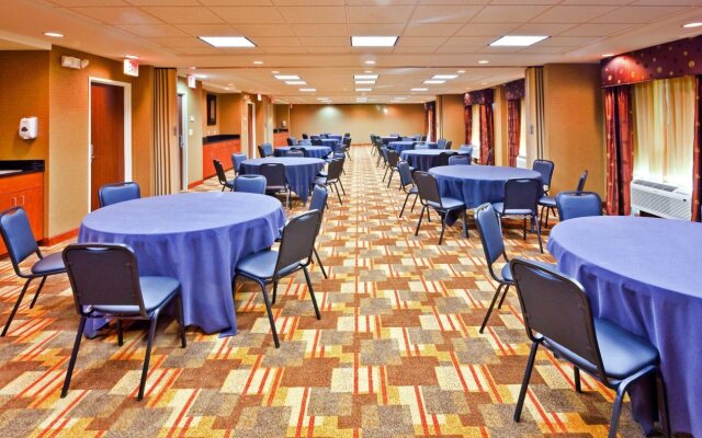 Holiday Inn Express Hotel & Suites Memphis/Germantown by IHG