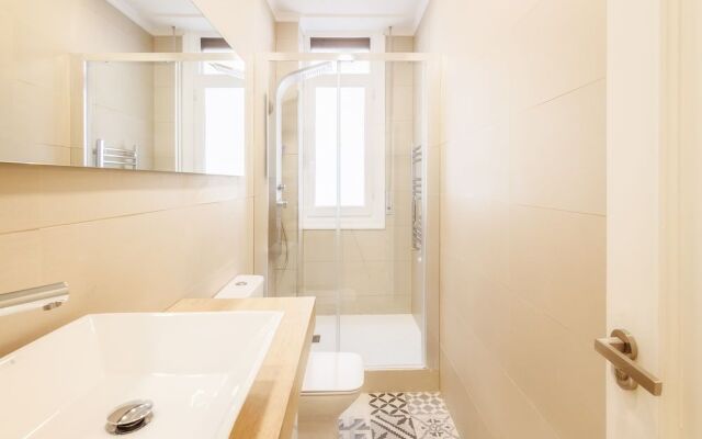 Apto Reformado con encanto by URBANHOSTS