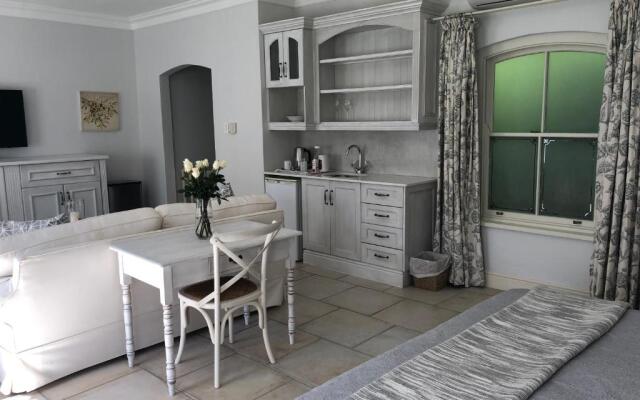 Constantia Valley Lodge