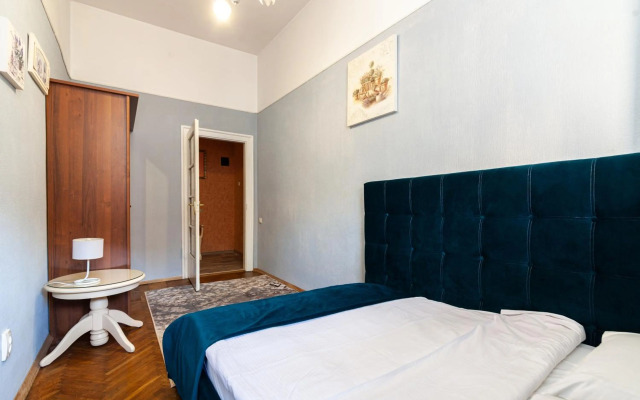 2 isolated bedrooms in the Austrian building Levia 3