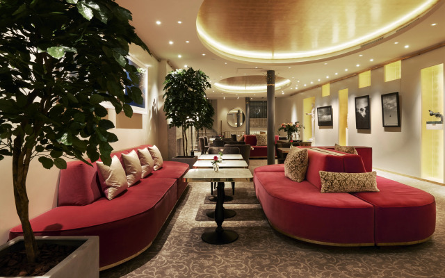 Hotel Diplomat
