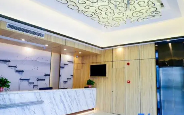 Qingmu Select Hotel (Ma'anshan He County Xiangquan)