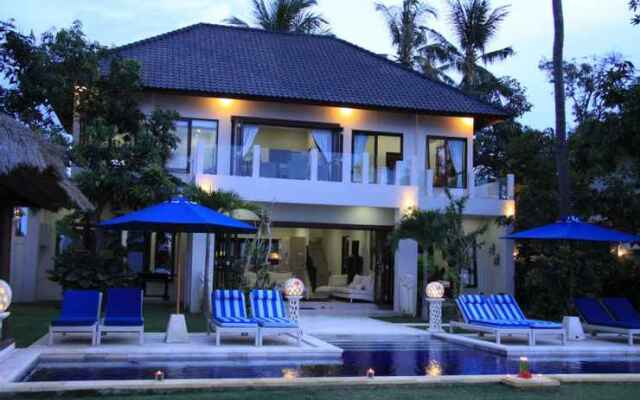 The Beach Front Villas - North Bali