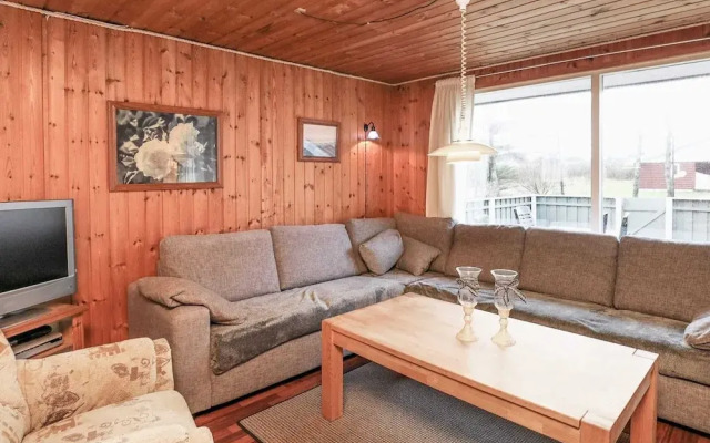 10 Person Holiday Home in Lokken-by Traum