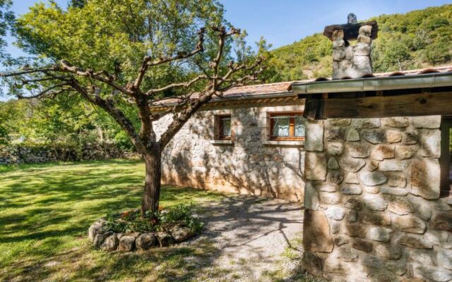 Holiday Home Les Galets - VGG100