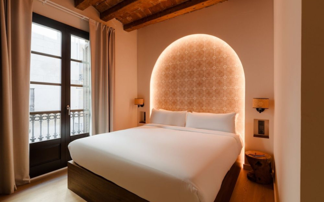 Los Arcos Hotel Gothic Quarter, Sonder