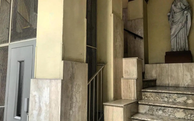 St. Teresa Museum Suites