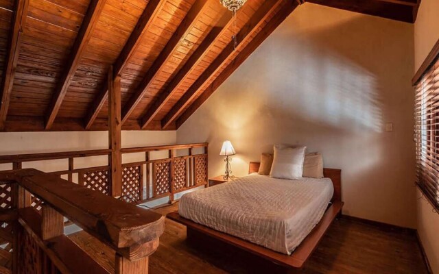 Sunny Vacation Villa 52