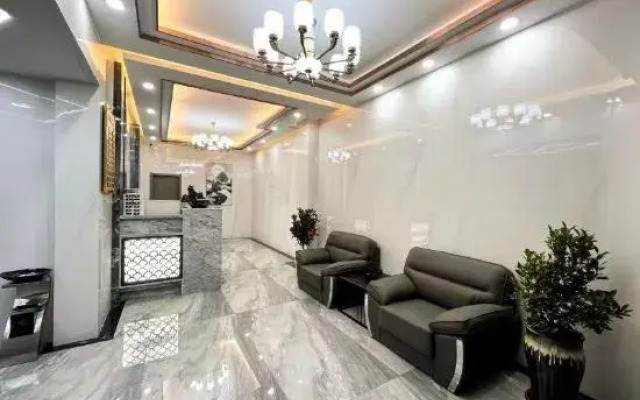 Borui Shangpin Hotel (Baiyin Bus Station)