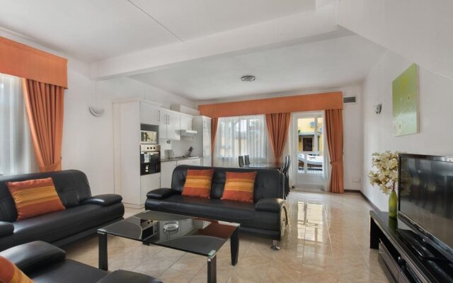 Wanna Studio & Apartments/duplex