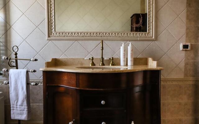 Appartamento con Terrazzo a Capodimonte