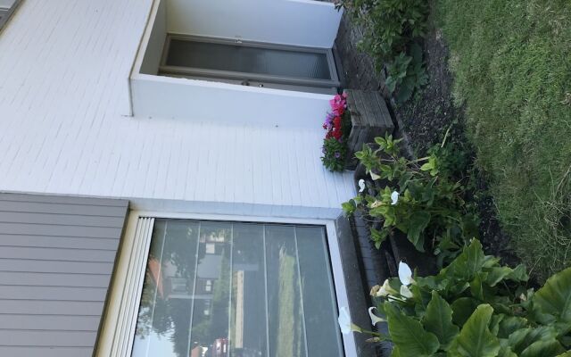 Secluded Holiday Home in Oostende with Garden