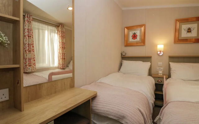 Lily Rose Lodge