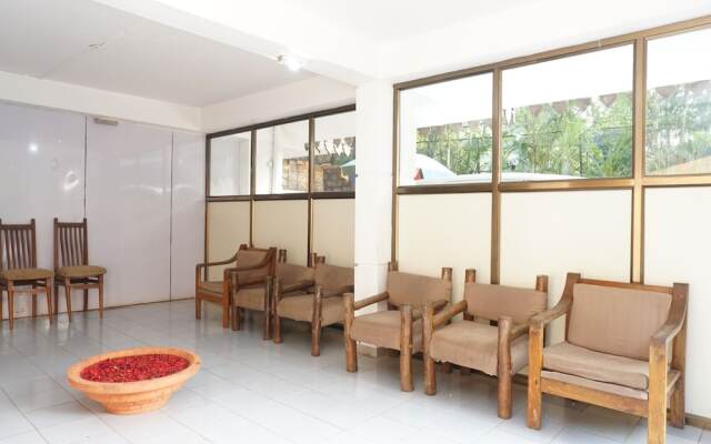 OYO 24986 Flagship Hotel Western Resort