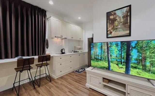 The L'anmien Saigon District 3