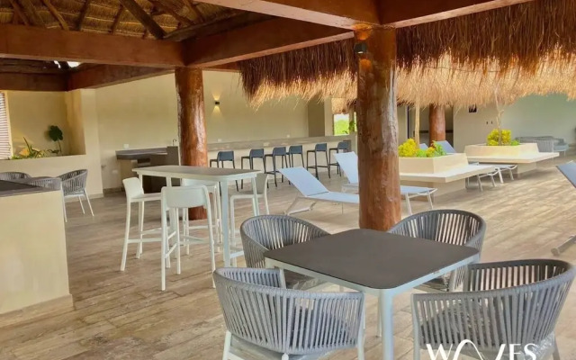 2 Br, Spacious, Great Located, Top Lx Amenities