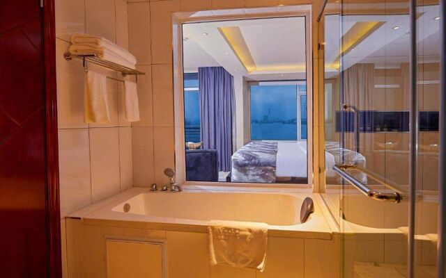 The Yacht Hotel