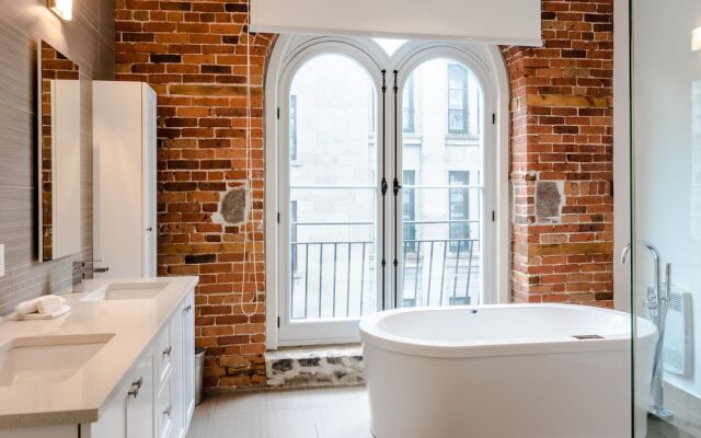 1861 Grand Loft in Old Port by Nuage